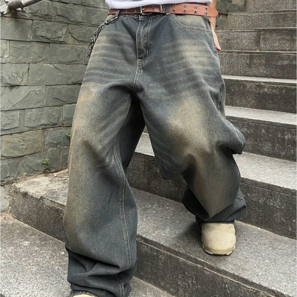 Hollister Relaxed Baggy Jeans in Washed Black with Brown Fading